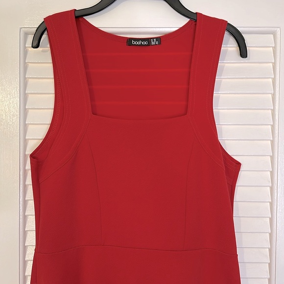 Red Dress 12 - Picture 2 of 6